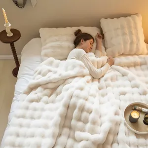 Coperta a Bolle in Pelliccia Sintetica Calda Addensata Nordica Morbido Plaid di Peluche per Divano Letto Tinta Unita Decorativa