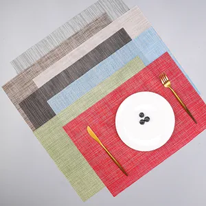 Tovaglietta Intrecciata in PVC Stile Europeo Resistente al Calore Antiscivolo Lavabile Rettangolare Tappetino da Tavola Decorazione Casa Cucina