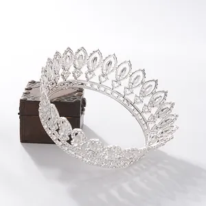 Detailed view of Baroque bridal round crown with sparkling rhinestones and silver finish
