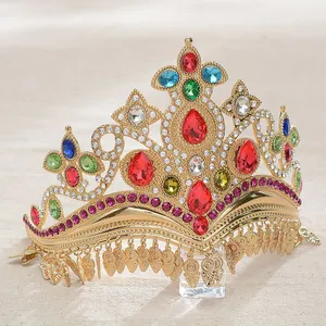 Elegante barokke gouden bruidskroon met levendige meerkleurige strass-steentjes voor trouw