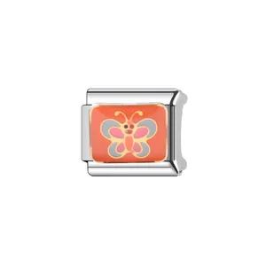 Nahaufnahme eines italienischen Charm-Moduls mit orangefarbenem Emaille-Schmetterling