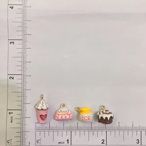 Pendenti in rame smaltato serie gelato e dessert con misurazione del righello graduato