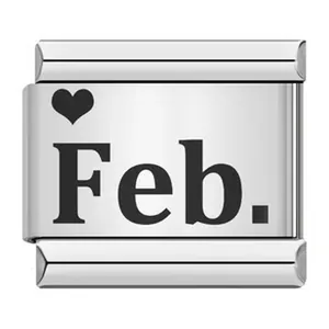 Detalle de eslabón charm italiano de acero inoxidable grabado Febrero Feb con corazón