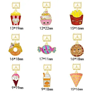 Collectie van 9 cartoon eten dessert bedeltjes voor Italiaanse modulaire armbanden