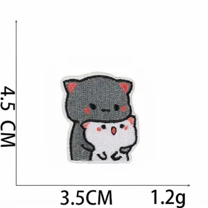 Detail view of cute cartoon cat embroidery patch with 4.5x3.5cm dimensions