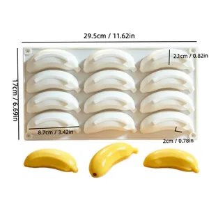 Detailweergave met afmetingen voor siliconen mousse cakevorm met 12 banaanvormen