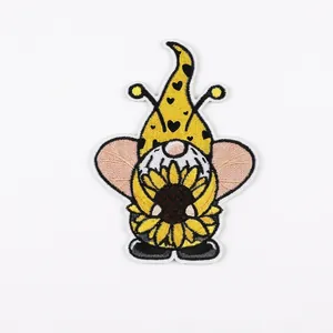 Detailed view of sunflower bee gnome embroidery patch with 8x6cm dimensions shown