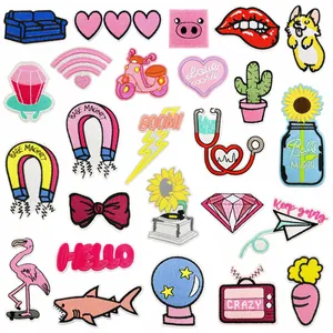 Cartoon Animal Shark Heart Embroidered Patches DIY Iron On Patch Polyester Sewing Appliques Decorative Badge For Clothes Bags