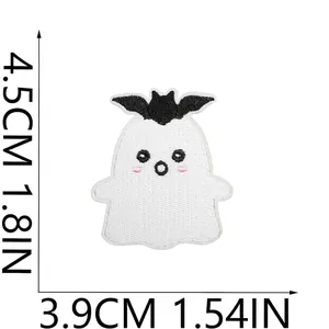 Detail view showing 4.5cm x 3.9cm Halloween ghost embroidery patch dimensions.