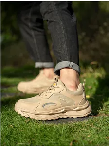 Zapatos de seguridad de color caqui ligeros y transpirables para hombres con protección