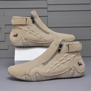 Botas Marten beige de caña alta para hombre con cremallera y textura de coco