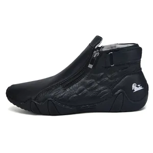 Botas casuales de cuero negro para hombre con cremallera lateral y textura de coco