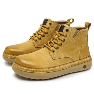 Heren retro gele suède Martin boots met dikke rubberen zolen en klassieke veters