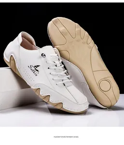 Detalle de la suela de goma antideslizante estilo pulpo en zapato casual de hombre