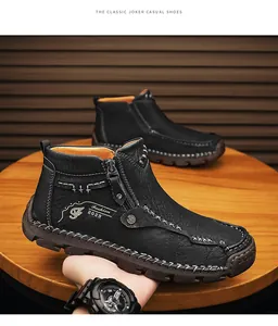 Detail von Herren-Leder-Martin-Boots mit Handnaht und seitlichem Reißverschluss-Design