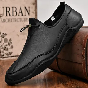 Classic black men's casual leather shoes with moccasin stitching and elastic lace