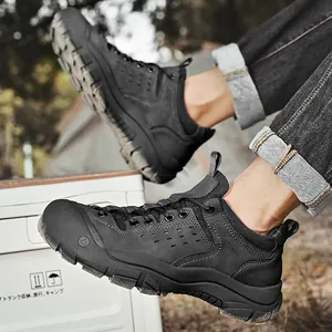 Professionelle schwarze taktische Herren-Wanderschuhe für Outdoor-Treking und Camping.