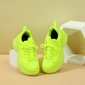 Baskets compensées jaune fluo à semelle épaisse avec mesh respirant pour femmes