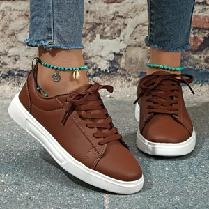 Sneakers marroni platform da donna con suola morbida e confortevole stile casual