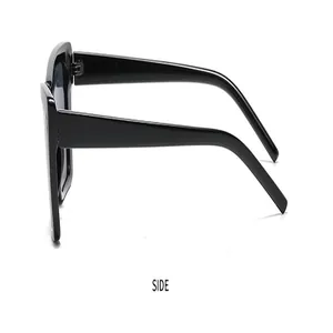 Seitenansicht einer schwarzen Cat-Eye-Sonnenbrille mit dickem Rahmen