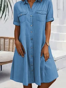 Robe Chemise en Denim pour Femmes Grande Taille Décontractée Manches Courtes Couleur Unie Boutonnage Simple Robe Midi Avec Poches