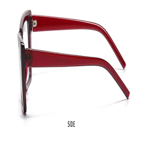 Seitenprofil einer roten Cat-Eye-Sonnenbrille mit metallischen Details