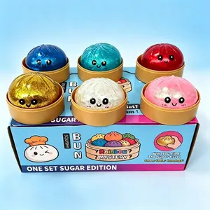 Set de seis coloridos juguetes squishy de panecillos brillantes con expresiones muy adorables