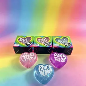 Juego de juguetes blandos con purpurina en forma de corazón y eslóganes en inglés