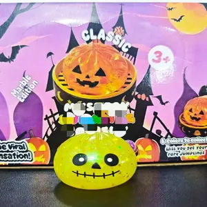 Juguete antiestrés de calabaza de Halloween con purpurina y caja de embalaje festiva