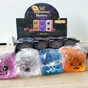 Set Halloween vierkant maltose squishy speelgoed met glitter en lichtjes in blinde doos