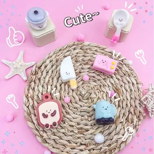 Süße Cartoon Küchenutensilien Squishy Spielzeuge zur Stressbewältigung für Kinder