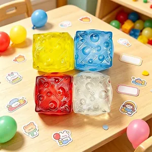 Farbenfrohes quadratisches Maltose-Käse-Quetschspielzeug-Set zum Stressabbau und Spaß