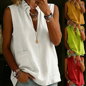 Details einer ärmellosen Baumwoll-Leinen-Bluse mit Rüschenkragen und V-Ausschnitt
