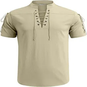 Vue détaillée d'une chemise de plage beige pour hommes avec col en V et lacets décoratifs.
