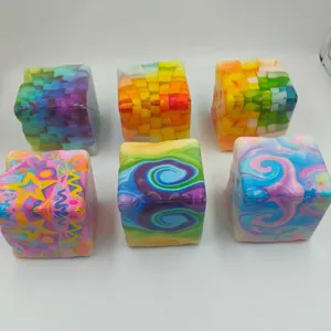Σετ πολύχρωμα μαρμάρινα παιχνίδια squishy σε σχήμα κύβου για ανακούφιση από το άγχος