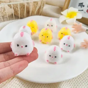 Lindo Juguete Squishy de Pollito de Dibujos Animados TPR Alivio del Estrés Juguete para Apretar Figura de Pollo Miniatura Blanco Beige
