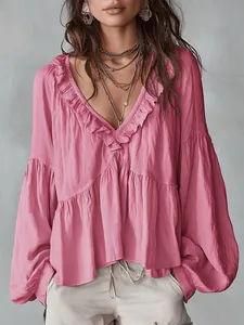 Camicetta rosa casual da donna con scollo a V a balze e maniche a sbuffo estiva.