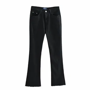 Jeans svasati neri a vita alta in tessuto elasticizzato con bordo a taglio vivo