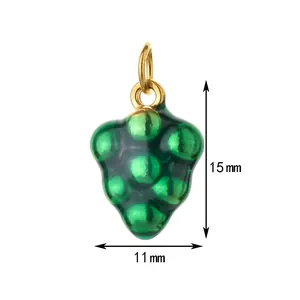 Vista dettagliata delle dimensioni 15mm x 11mm del ciondolo frutta verde per DIY