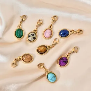 Variété de pendentifs ovales en pierre naturelle vintage avec fermoirs en acier doré