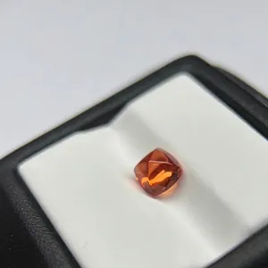 Piedra preciosa naranja rojiza de laboratorio corte sugarloaf para anillos de joyería