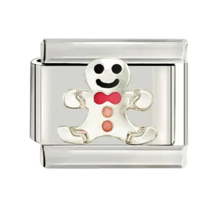 Détail du module de breloque italienne avec un motif de bonhomme en pain d'épices.