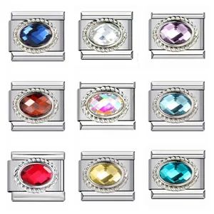 Selección de nueve charms italianos de circonita colorida para pulseras modulares DIY