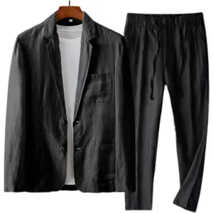 Completo da uomo in lino nero con blazer traspirante e pantaloni con coulisse in vita