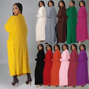 Lange gebreide damesvesten in verschillende kleuren met open voorkant en zakken