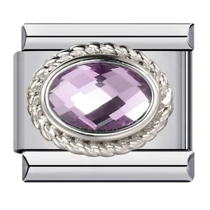 Abalorio modular italiano de acero inoxidable con circonita ovalada violeta facetada