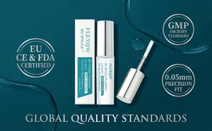 Sérum à lèvres FLEXQW repulpant avec applicateur pour nourrir et galber les lèvres.