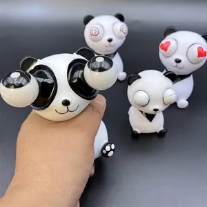 Simpatico panda giocattolo antistress con occhi sporgenti, pupazzo da spremere relax