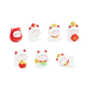 Miniature Lucky Cat Resin Figurines Maneki Neko Micro Landscape DIY Dollhouse Accessories Car Desktop Decor Beckoning Cat Ornament