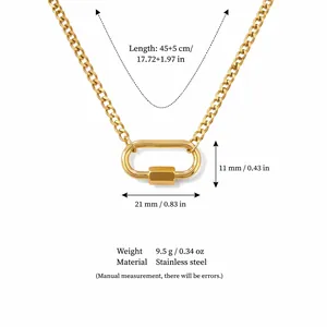 Collier détaillé en acier inoxydable doré avec pendentif mousqueton et dimensions
